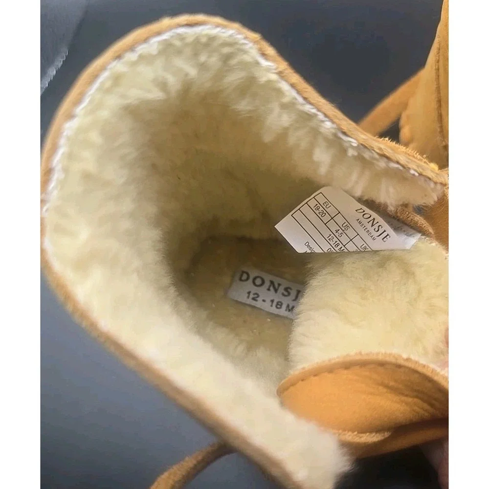 Donsje Pina Classic Lining Caramel Bubuck Baby Shoe Size 4/5‎